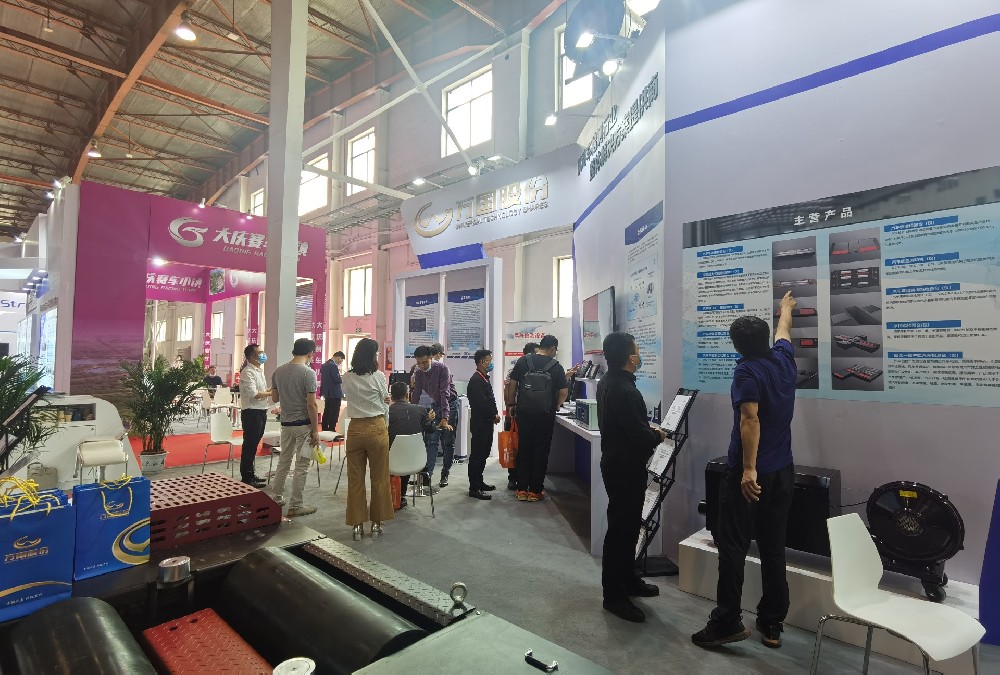 定制設(shè)備價(jià)格大不同？一文帶您了解市場行情與優(yōu)勢